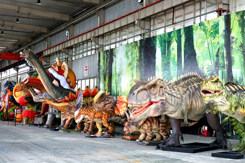 Gecai Culture stands at the forefront of bringing the past to life through our state-of-the-art Animatronic Dinosaurs, enchanting Animatronic Creatures, vibrant Chinese Festival Lanterns, and tailored Custom Products.