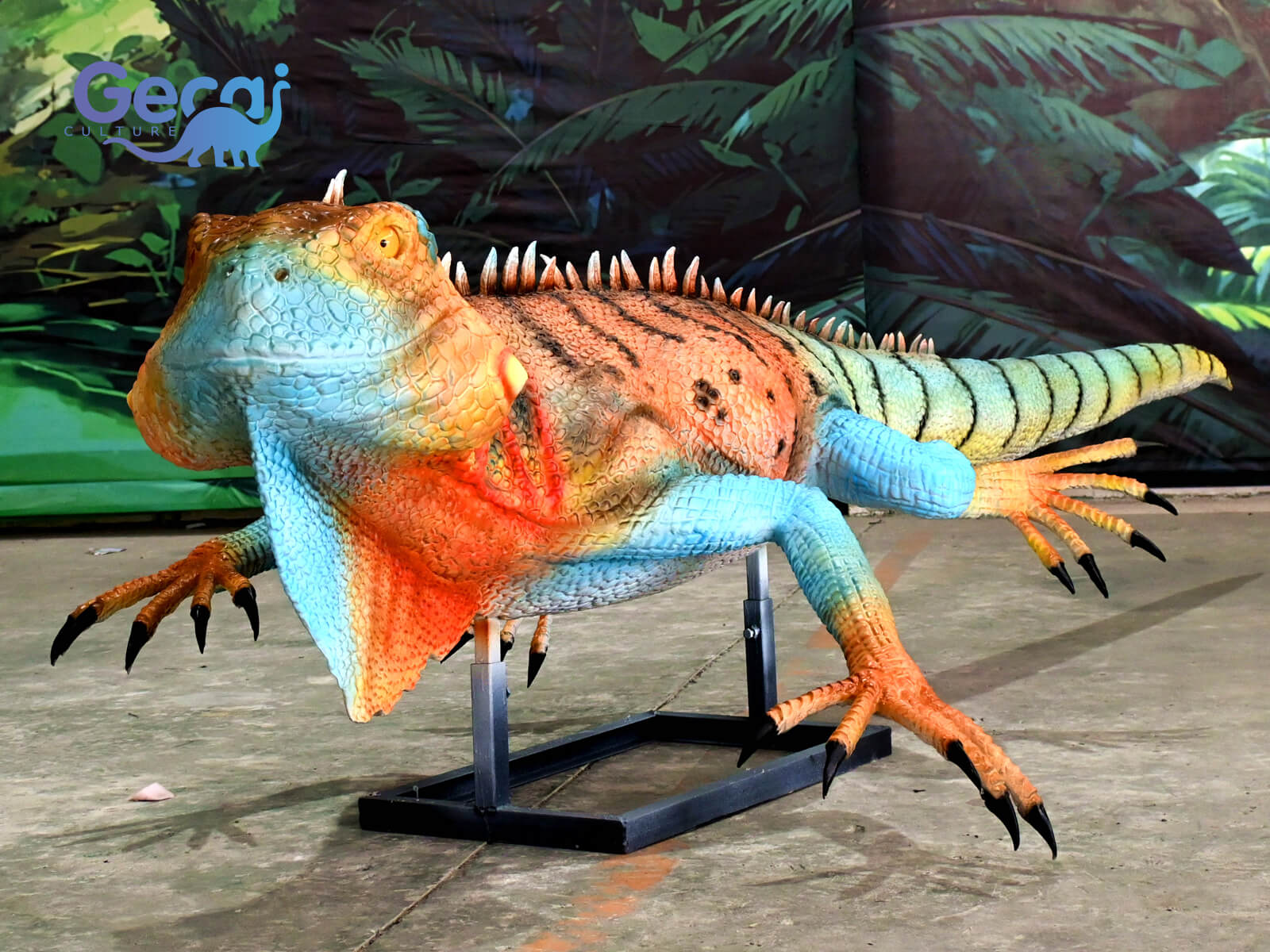 Colorful Static Iguana Statue for Zoo