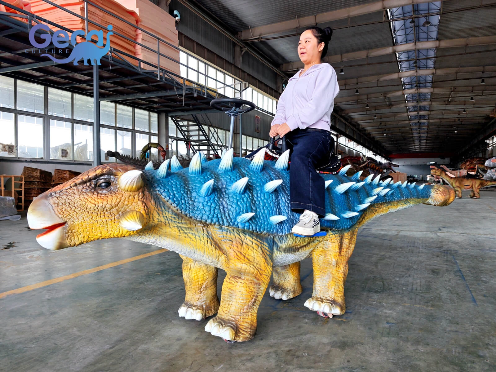 テーマパークのためのウォーキングアンキロサウルスライド