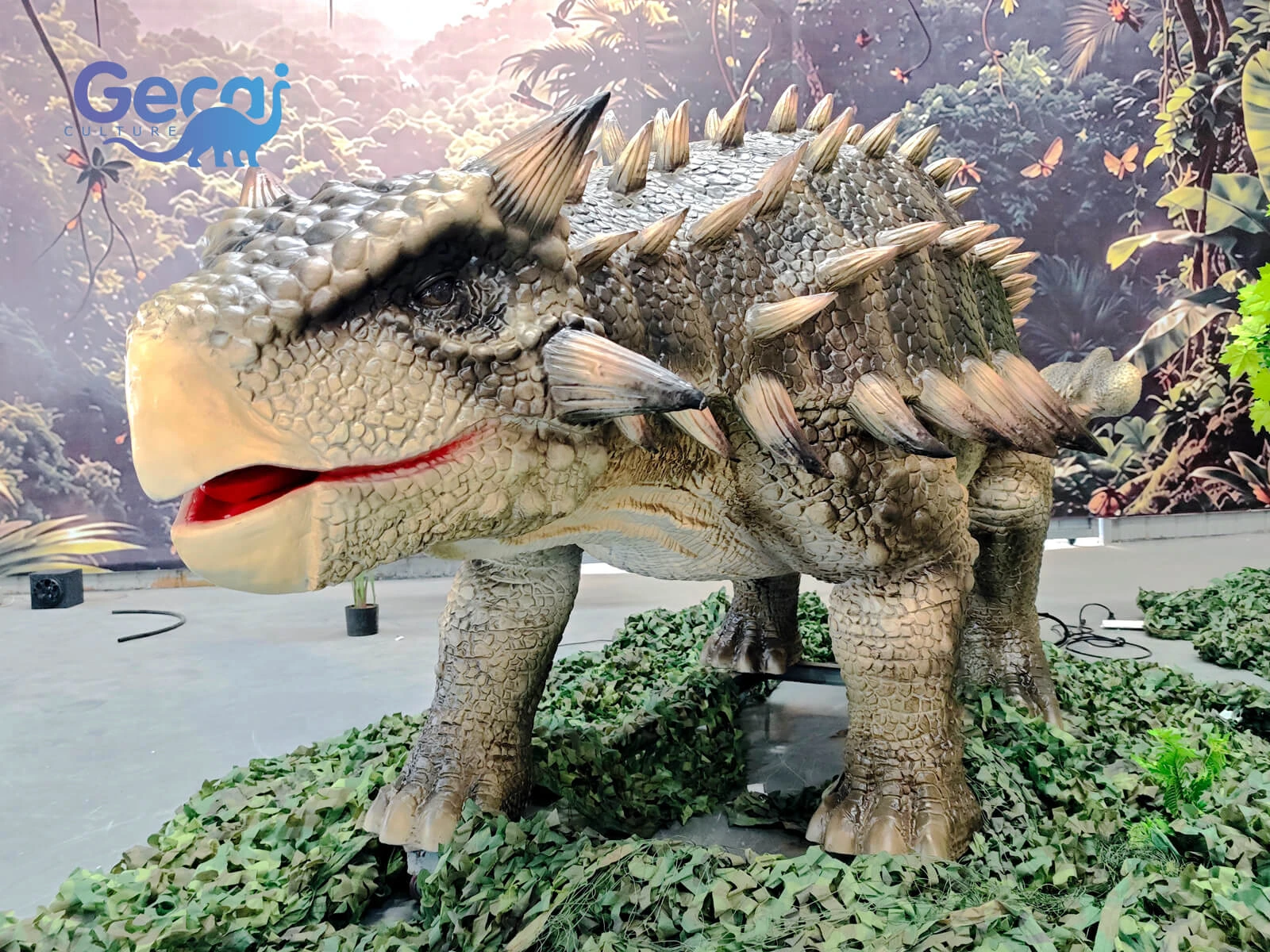 Realistic Ankylosaurus animatronic dinosaur model with lifelike movements and custom designs for theme parks, dinosaur parks and museums.